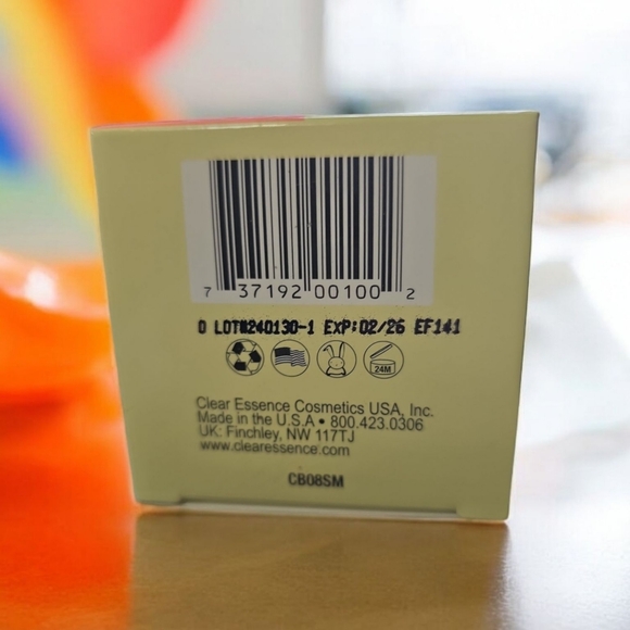 Clear Essence Platinum Skin Beautifying Milk- Maxi-Tone- 227g - Picture 5 of 5